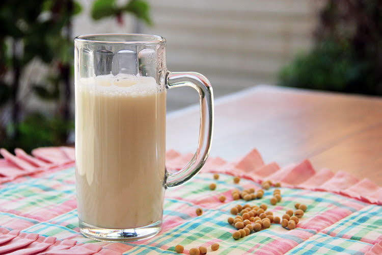 Bí quyết nấu sữa đậu nành thơm ngon, chất lượng ngay tại nhà